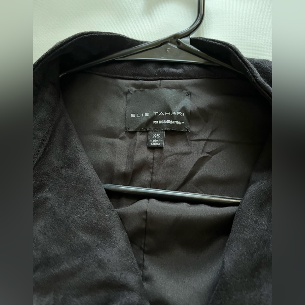 Elie Tahari Black suede Jacket Fitted Minimalist Design - Picture 4 of 4
